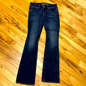 American Eagle size 6 Kick boot jeans